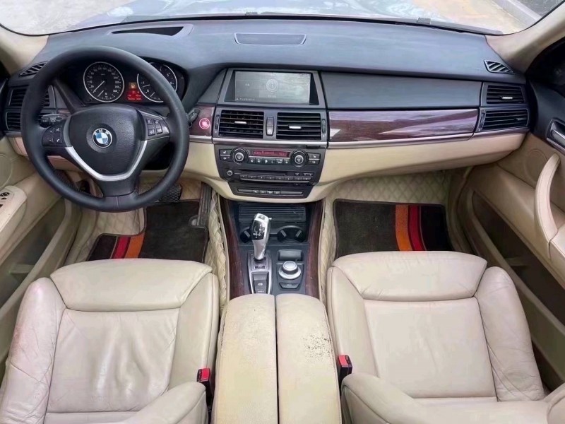 济宁08年宝马X55