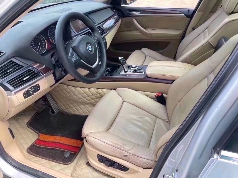 济宁08年宝马X56