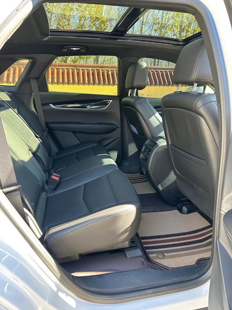 邯郸22年凯迪拉克XT56