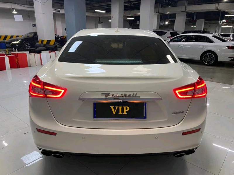 成都16年玛莎拉蒂Ghibli7