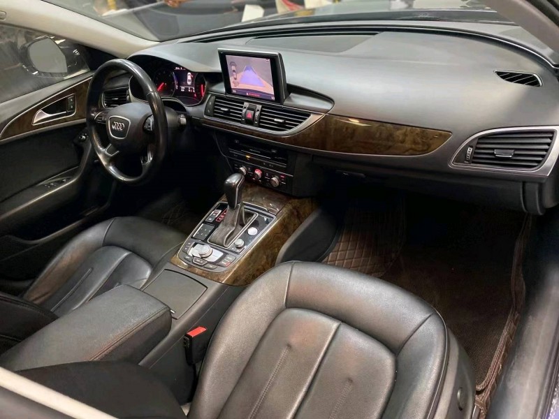 成都16年奥迪A6L9