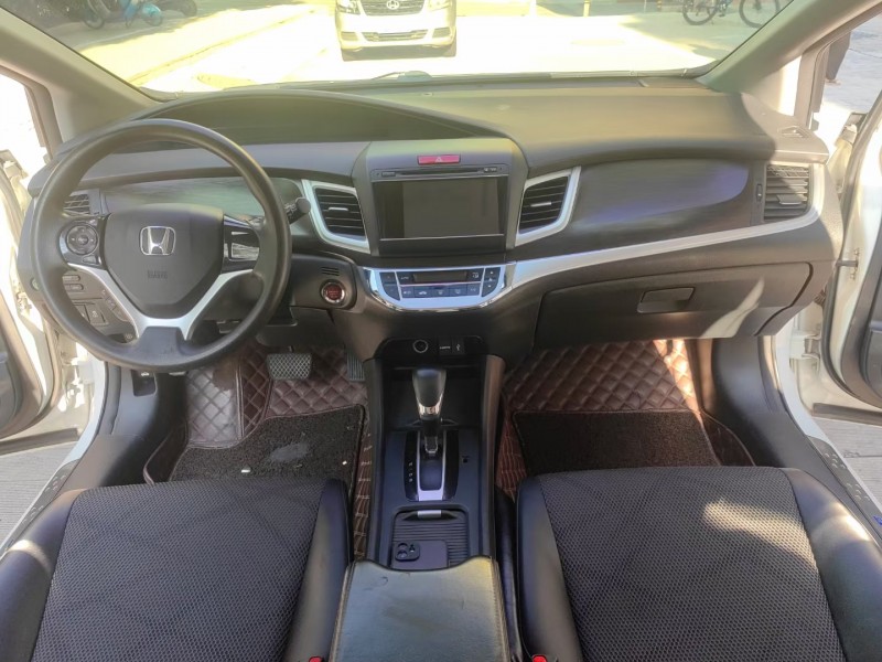 武汉15年本田杰德8