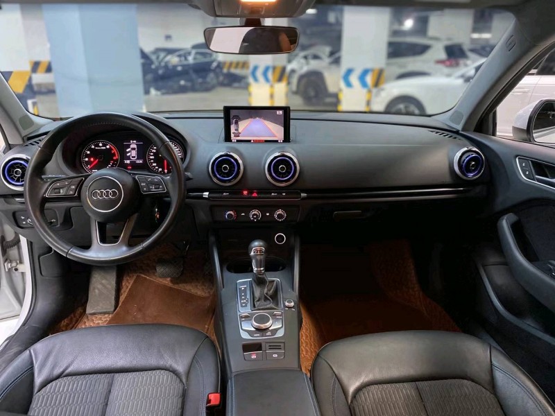 成都18年奥迪A37