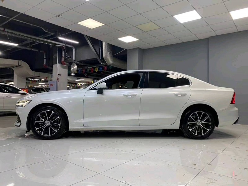 成都21年沃尔沃S60L2