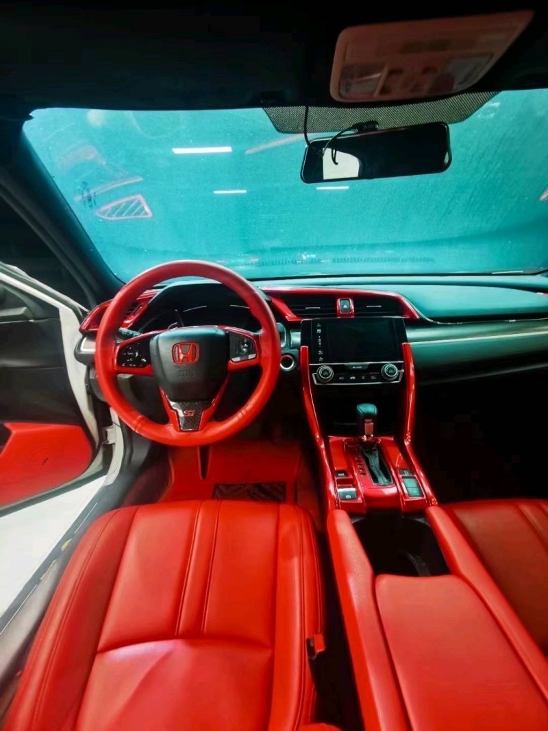 济宁19年本田思域4