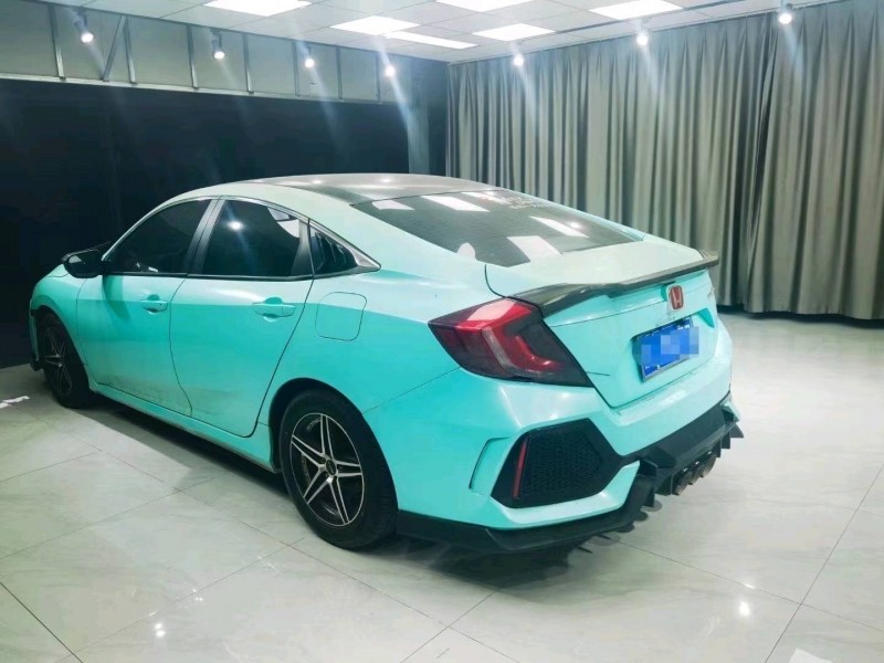 济宁19年本田思域8