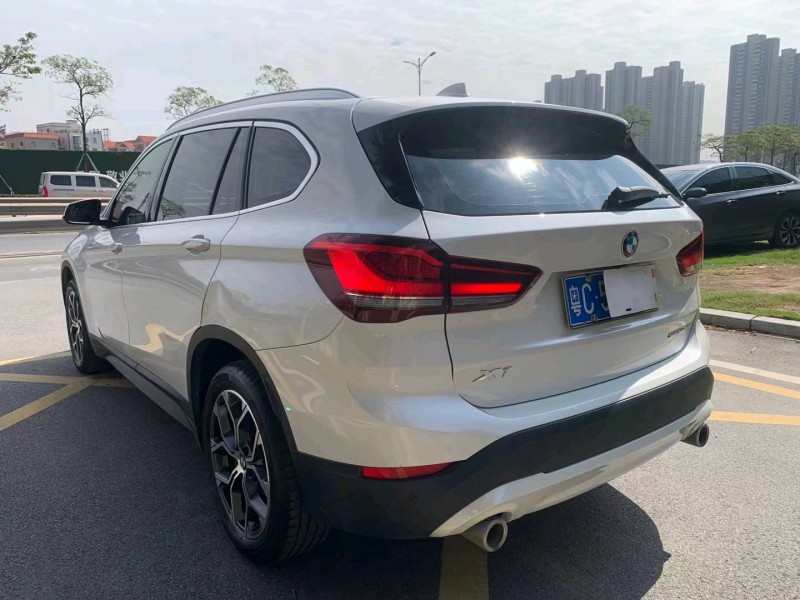 佛山20年宝马X15