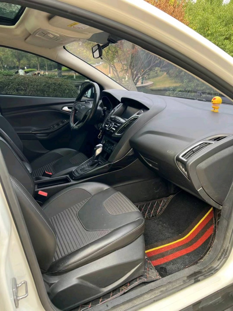 邢台17年福特福克斯6