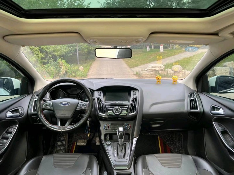 邢台17年福特福克斯8