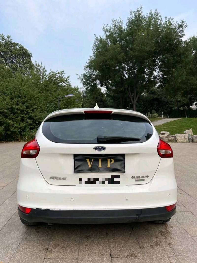 邢台17年福特福克斯9