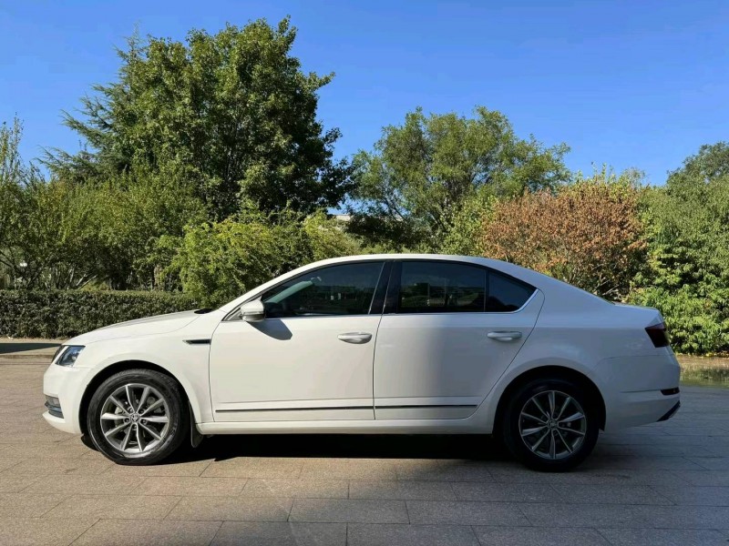 邢台21年斯柯达明锐8