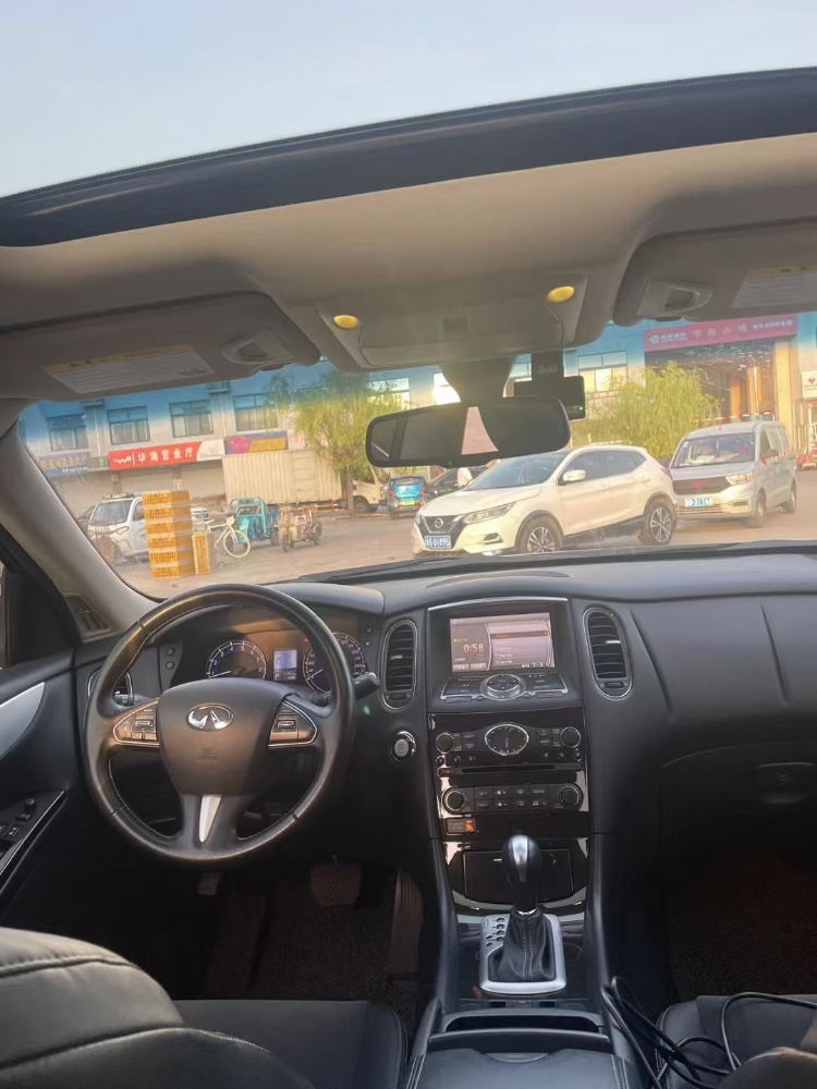 濱州16年英菲尼迪QX506