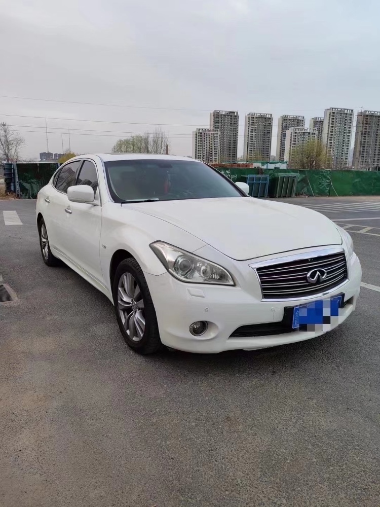 青岛14年英菲尼迪Q708