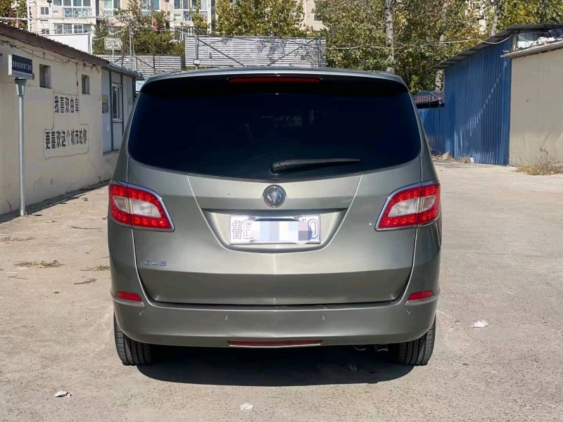 枣庄13年别克GL86