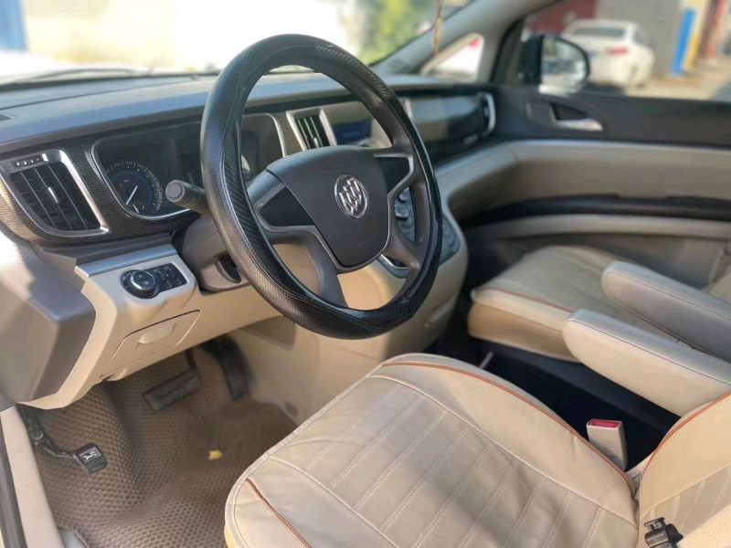 枣庄13年别克GL89