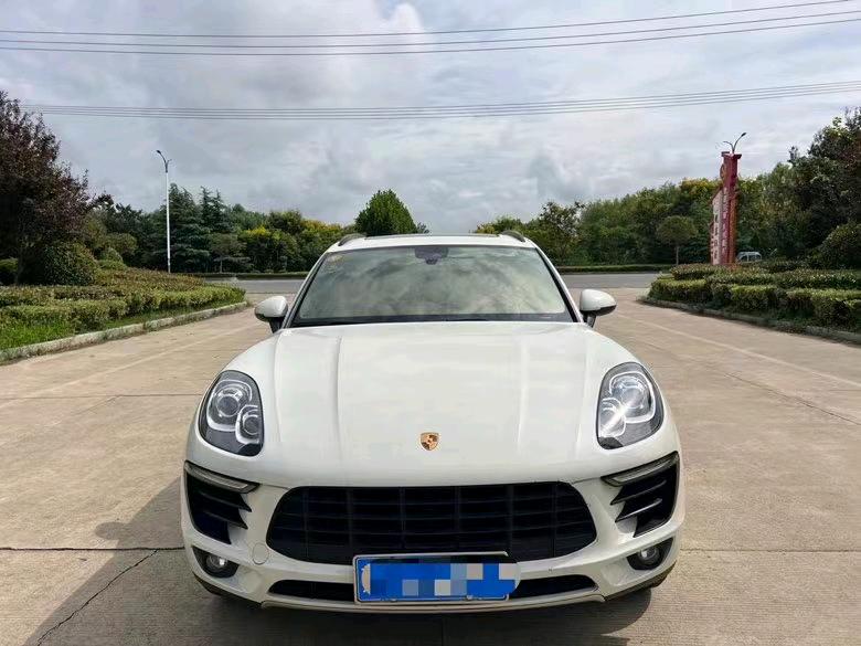 盐城17年保时捷Macan1