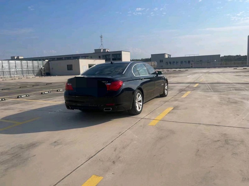 湖州12年宝马7系6