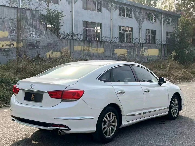 枣庄16年本田思铂睿5