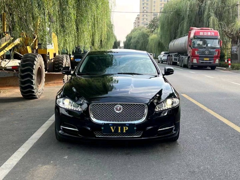 东营16年捷豹XJL1