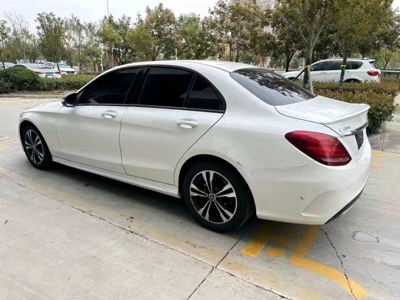 东营18年奔驰C5