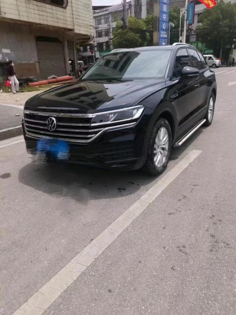 东营21年大众途锐4