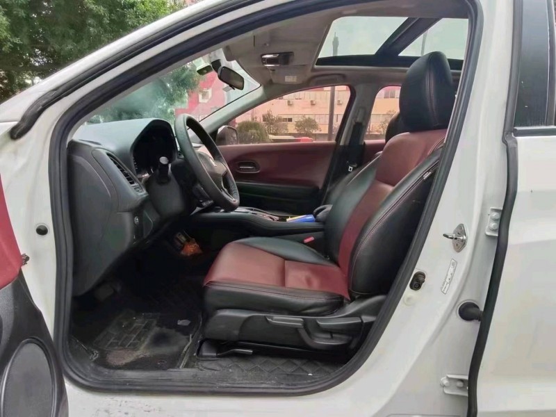 湖州17年本田缤智4