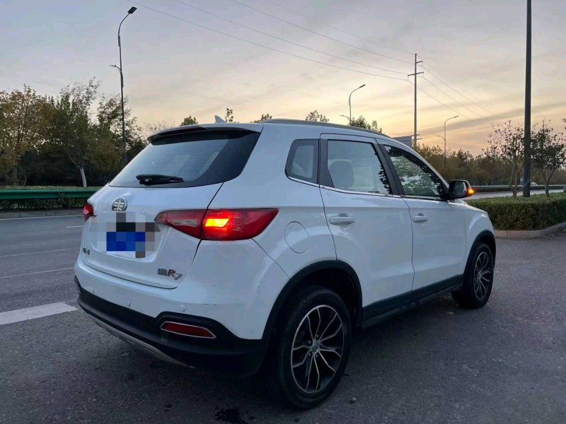 马鞍山17年一汽森雅R77