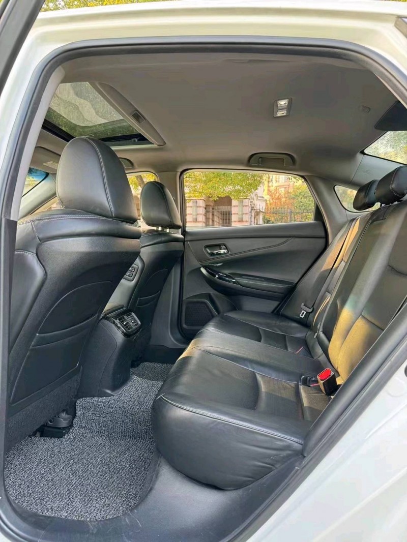 嘉兴16年本田思铂睿4