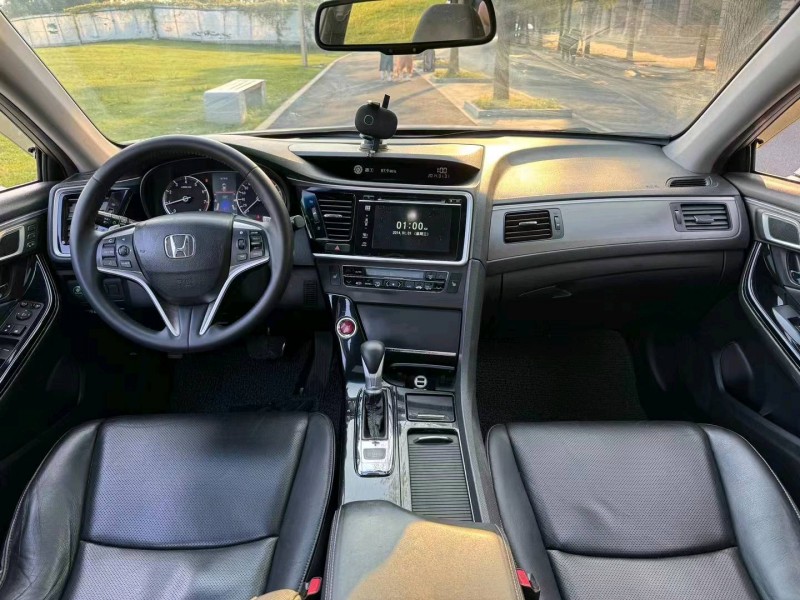 嘉兴16年本田思铂睿6