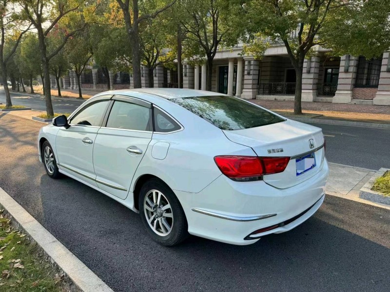 嘉兴16年本田思铂睿7