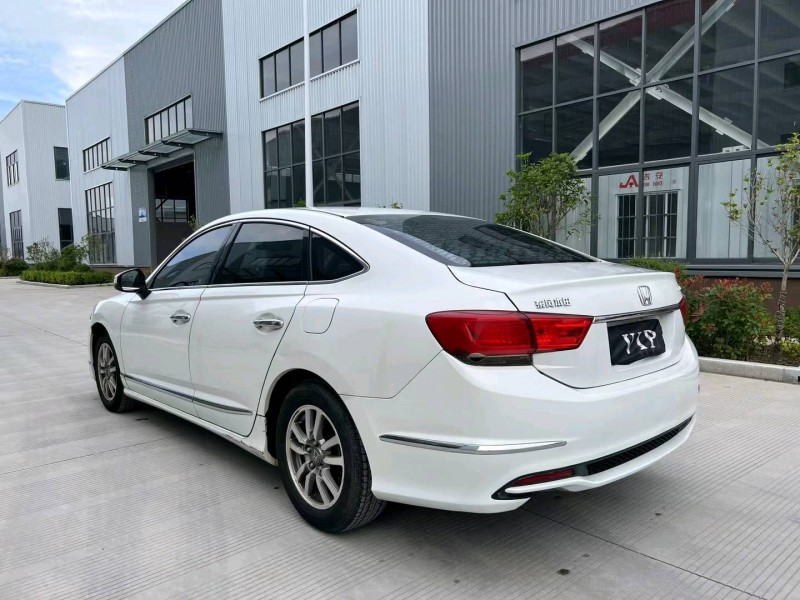 徐州16年本田思铂睿7