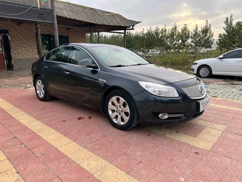 徐州13年别克君威2