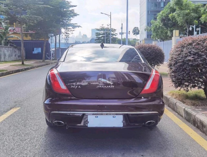 湛江16年捷豹XJL9