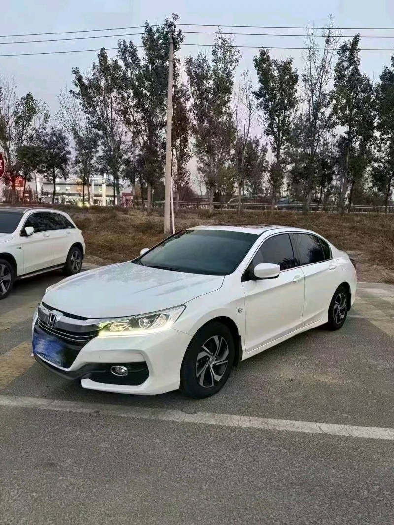 东营18年本田雅阁3