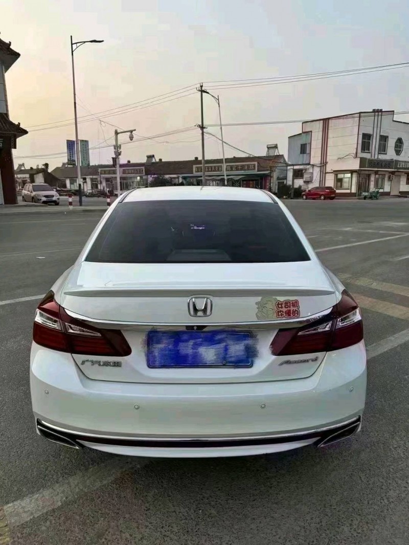 东营18年本田雅阁5