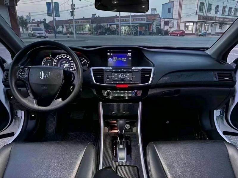 东营18年本田雅阁7