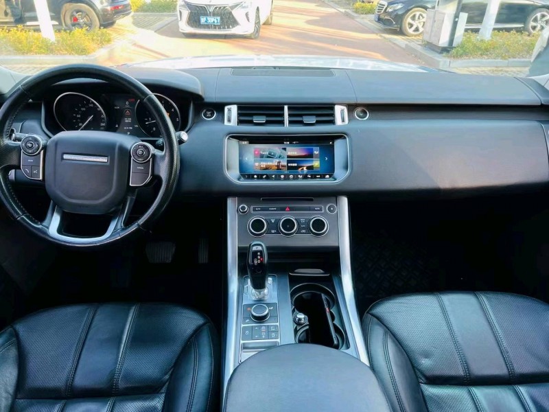 东营18年路虎揽胜8