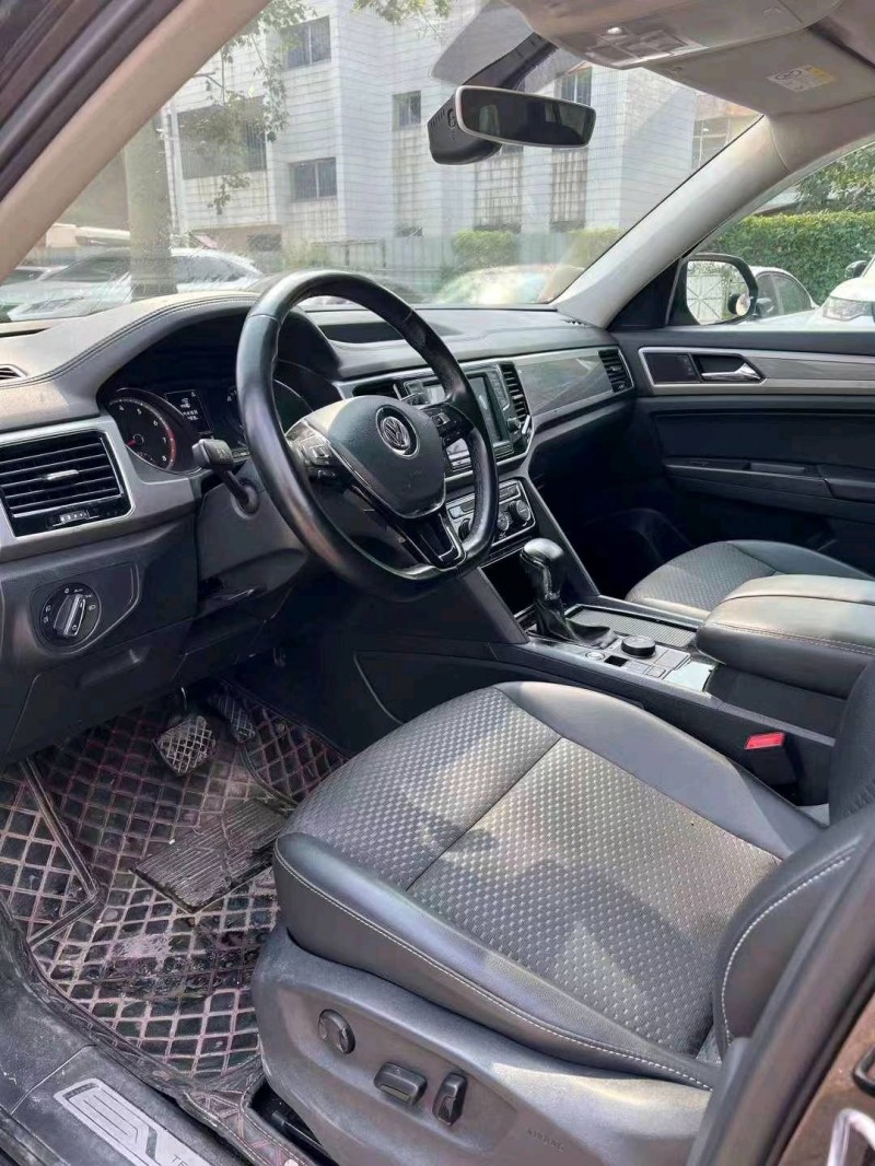 佛山18年大众途昂6