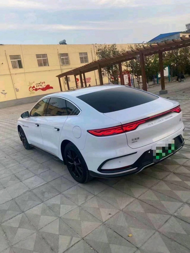 东营23年比亚迪汉7