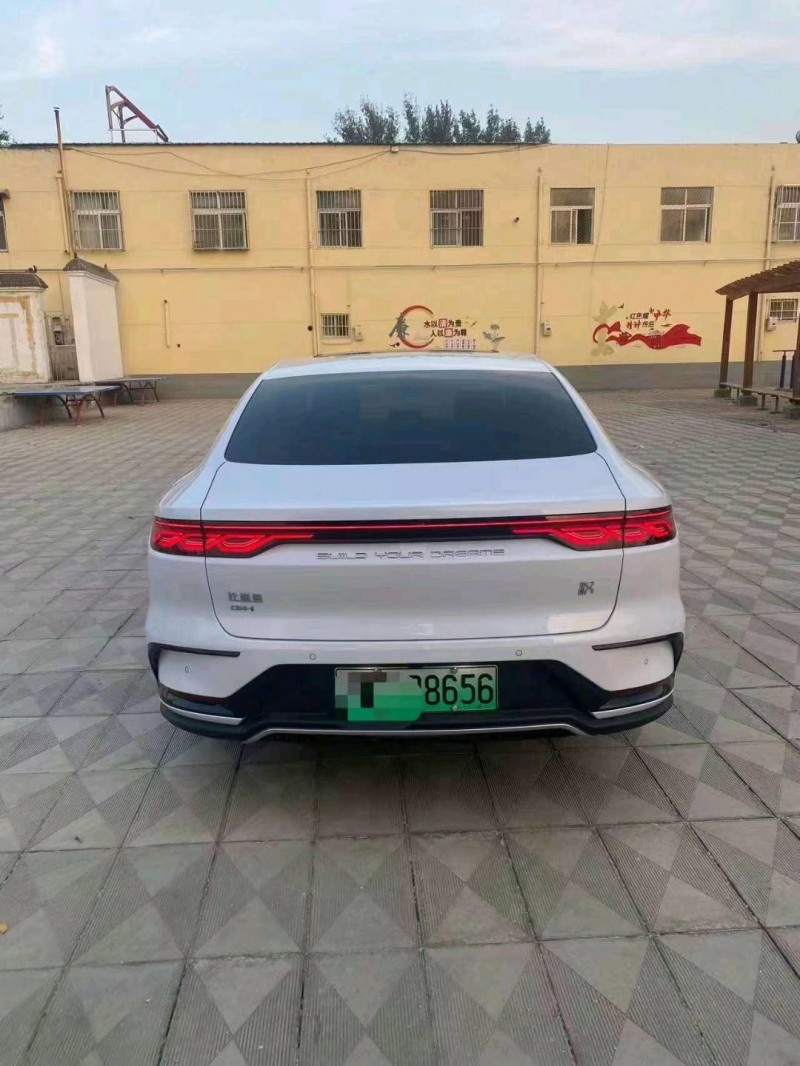 东营23年比亚迪汉8