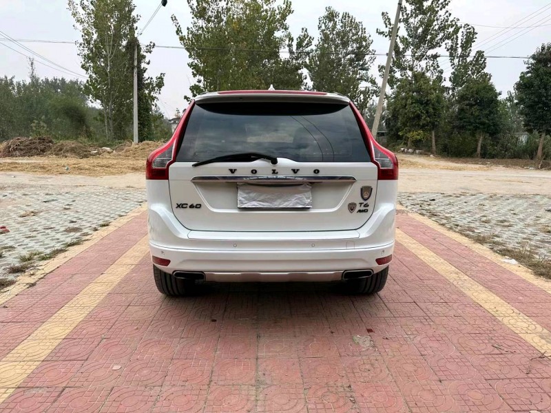 徐州16年沃尔沃XC609