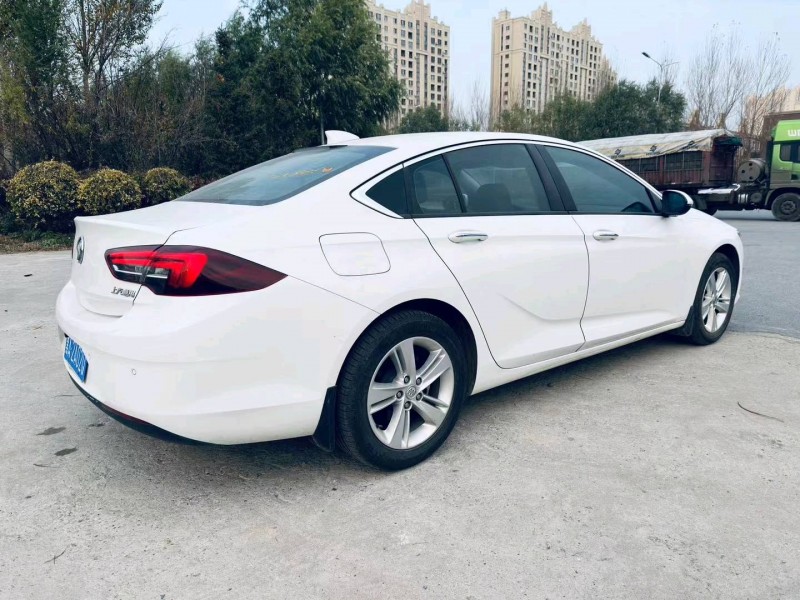 沈阳19年别克君威5