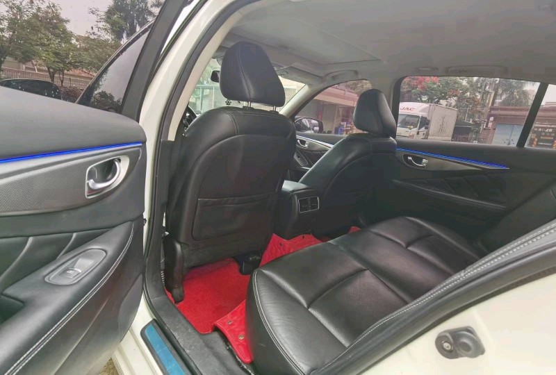 東莞19年英菲尼迪Q50L6