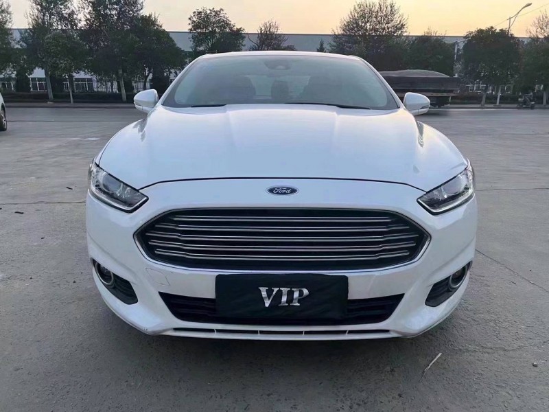 济宁16年福特蒙迪欧1