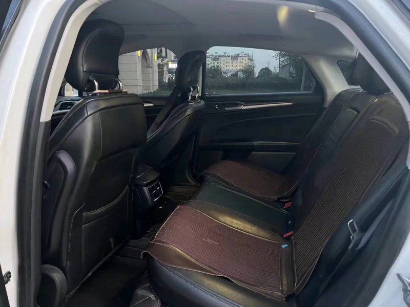 济宁16年福特蒙迪欧6