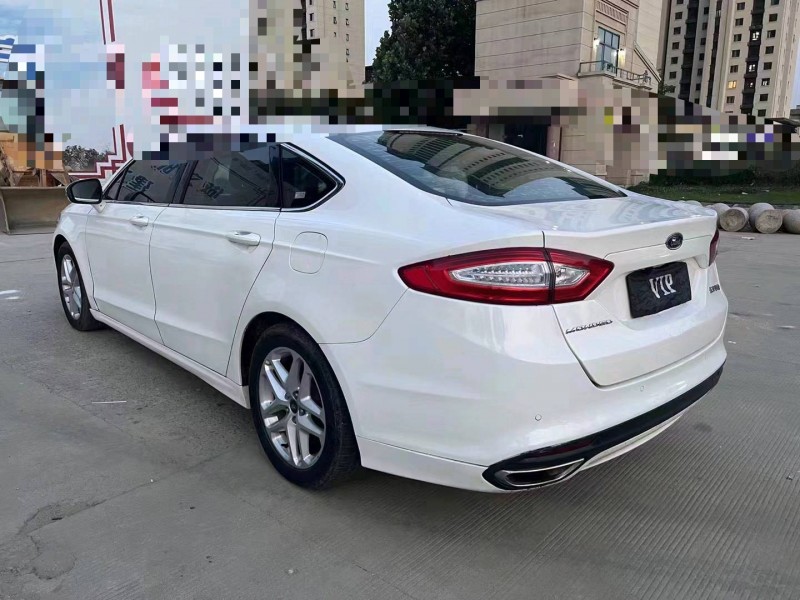 济宁16年福特蒙迪欧8