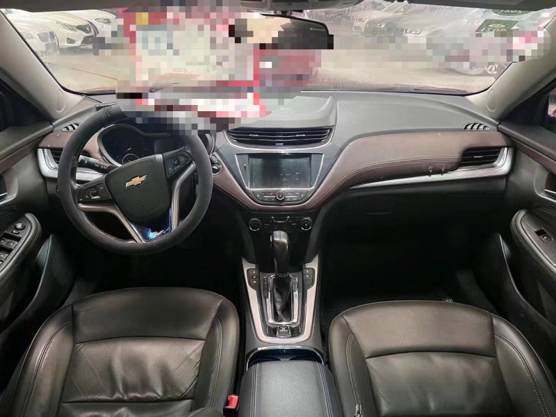 济宁17年雪佛兰迈锐宝5