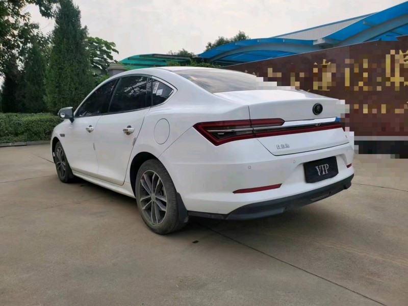 济宁19年比亚迪秦8