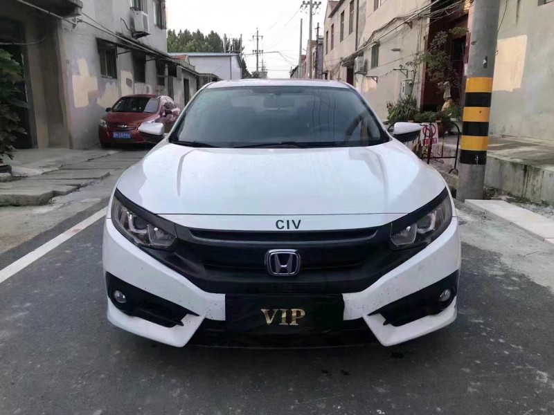 济宁18年本田思域1