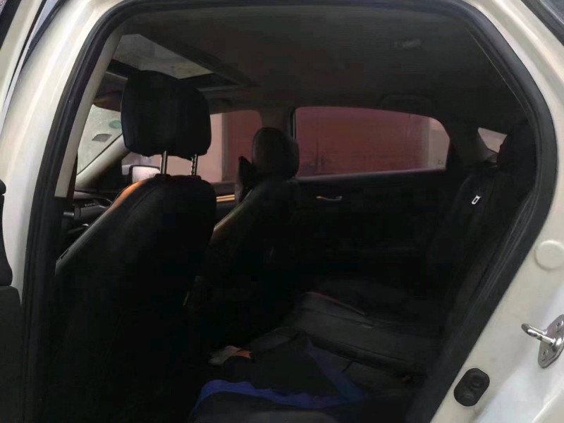 济宁18年本田思域6